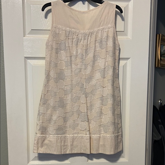 Weston Wear cream and silver dress. Pockets and lining. Medium - Picture 9 of 9